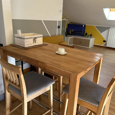 La La Apartman *
